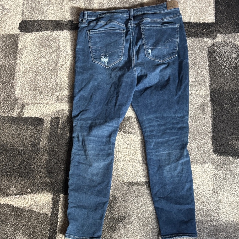 American Eagle Outfitters High Rise Blue Distressed Jeans - Picture 2 of 4